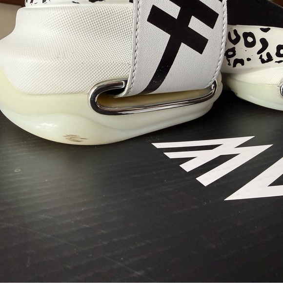 Starfruit Platform Sandals - Picture 8 of 8